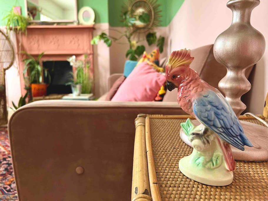 Artsy House In Southeast Holiday home London